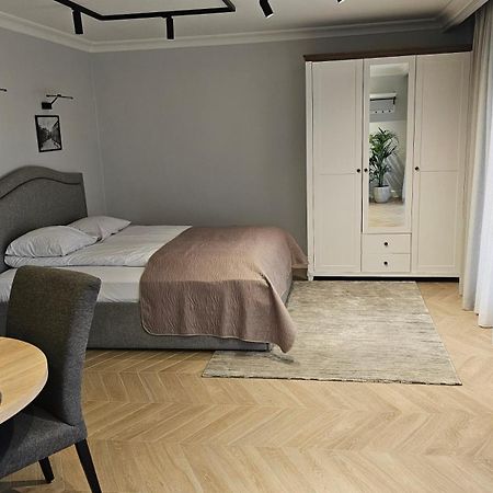Apartamenty Szkolna Znin Luaran gambar