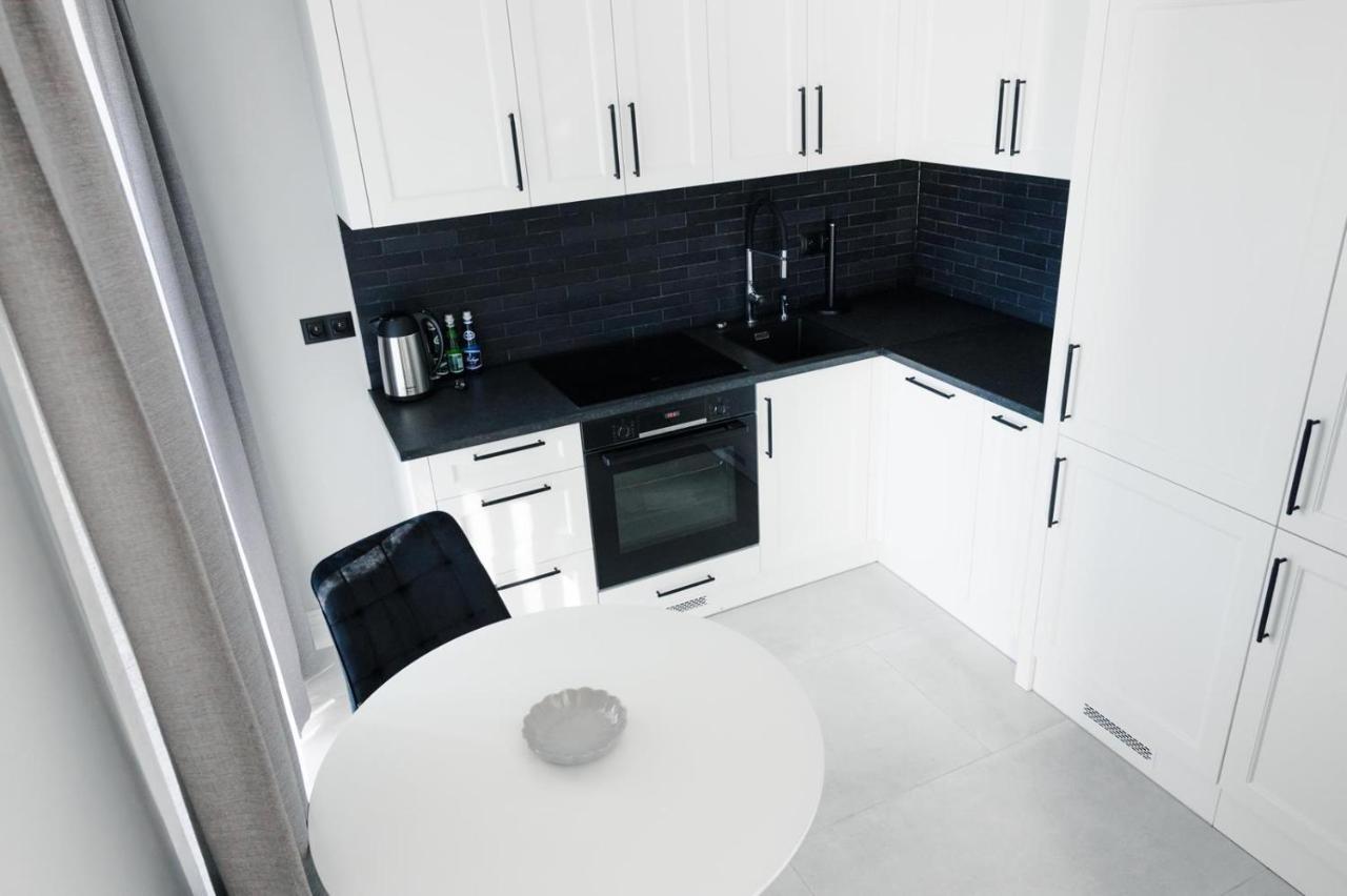 Apartamenty Szkolna Znin Luaran gambar