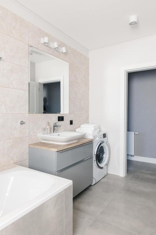 Apartamenty Szkolna Znin Luaran gambar