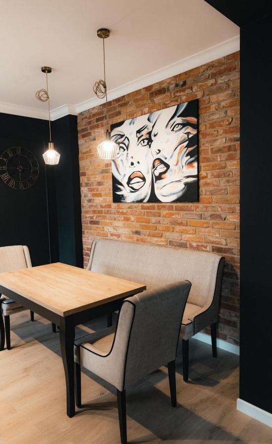 Apartamenty Szkolna Znin Luaran gambar