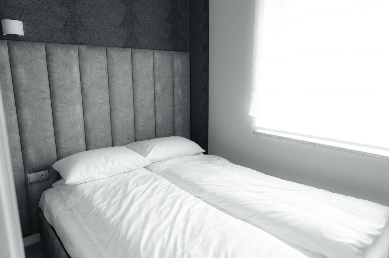 Apartamenty Szkolna Znin Luaran gambar