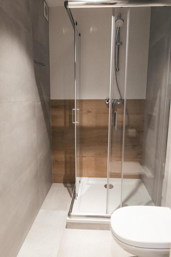 Apartamenty Szkolna Znin Luaran gambar