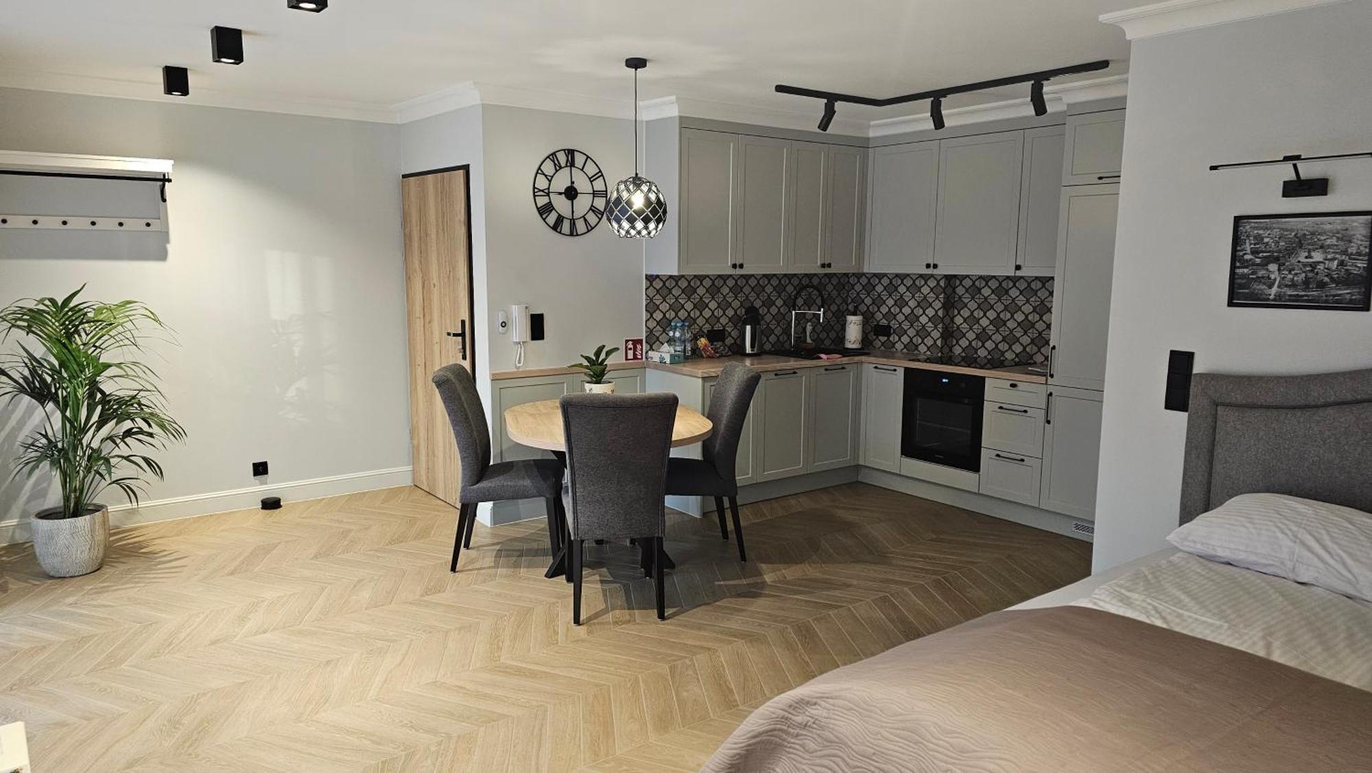 Apartamenty Szkolna Znin Luaran gambar